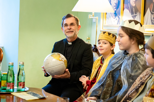 Sternsinger bei eEBS Grünwidl / Erzdiözese Wien/ Schönlaub, Stephan Schönlaub